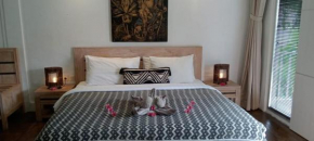 Seminyak 3 bedrooms villa demen private pool